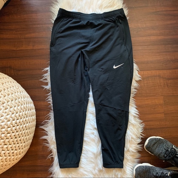 Nike Pants Nike Black Therma Essential Running Pants Poshmark